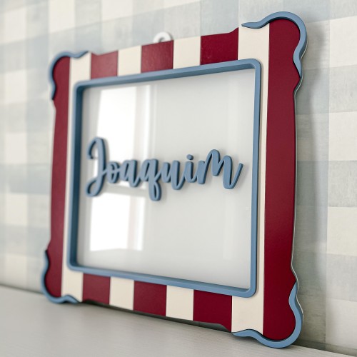 Moldura e nome - Quadrada - Cor Azul e Vinho